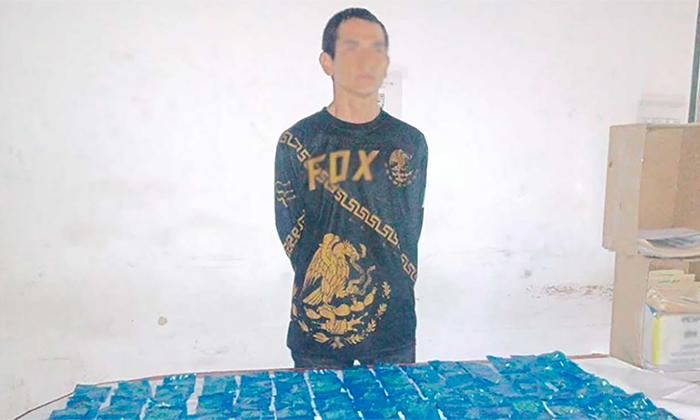 Aseguran a narcomenudista con 550 dosis; Agentes municipales y de la Guardia Nacional