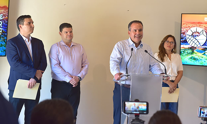 Anuncian cuarta edición del Foro Mundial de Energía Solar; El presidente municipal Antonio Astiazarán