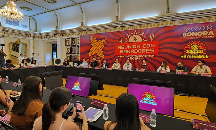 Impulsa gobernador talento de jóvenes