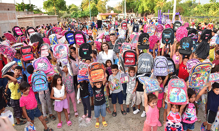 La educación es el motor de la transformación; Afirma la senadora Lorenia Valles