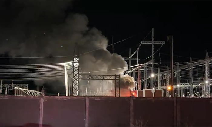 Rayo causa incendio en subestación eléctrica al norte de Hermosillo