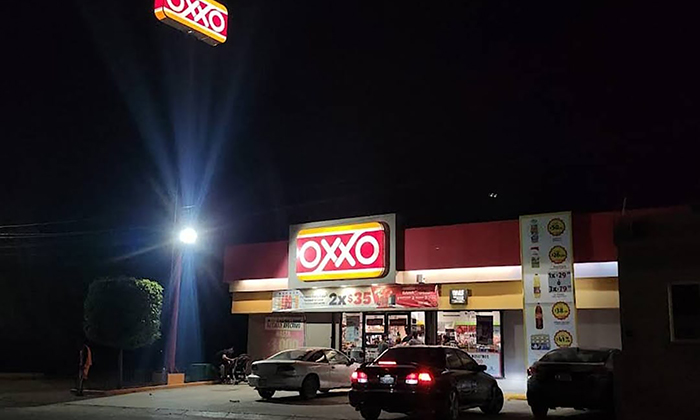 Capturan “in fraganti” a ladrón de comercio en la colonia Altares