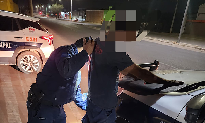 Capturan a dos individuos con enervantes en operativos policiacos