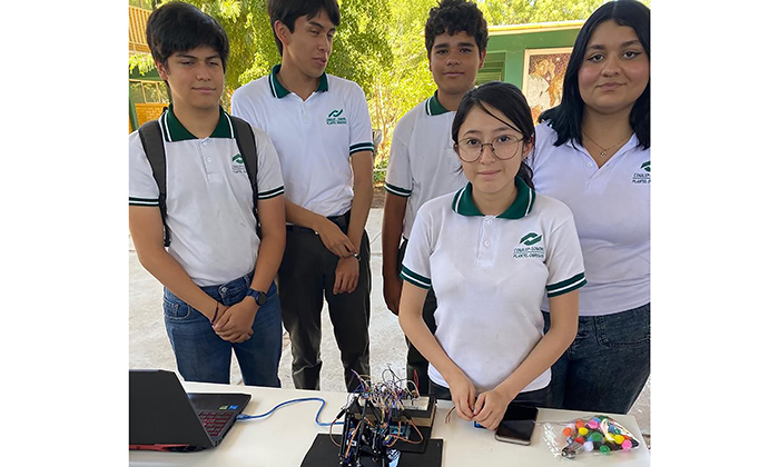 Invitan a participar en campaña “Apadrina un Águila”; Directivos del Conalep