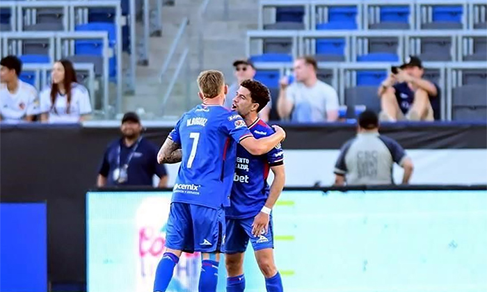 Cruz Azul dice adiós con triunfo