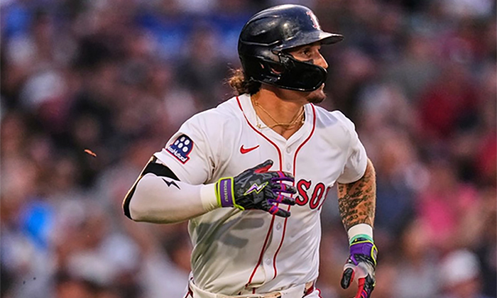Vence Medias Rojas 8-5 a Kansas City con jonrón de Jarren Durán
