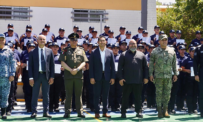 Egresan elementos de la Universidad de Seguridad Pública
