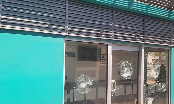 Cae vándalo de paradas de camión