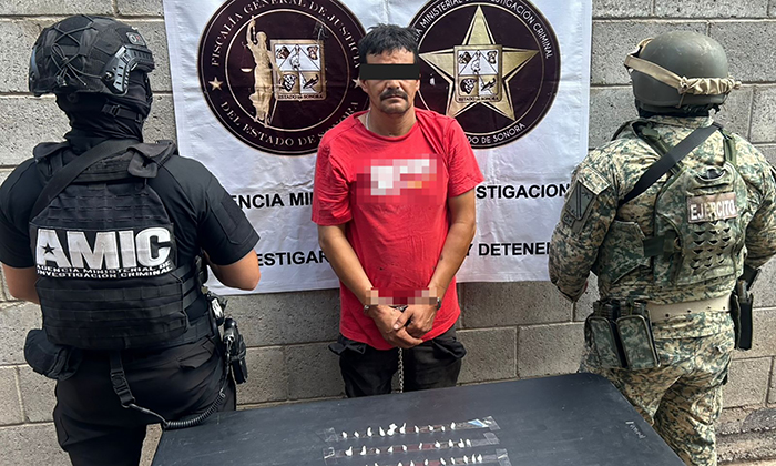 Arrestan a narcomenudista con metanfetamina en la colonia La Cholla