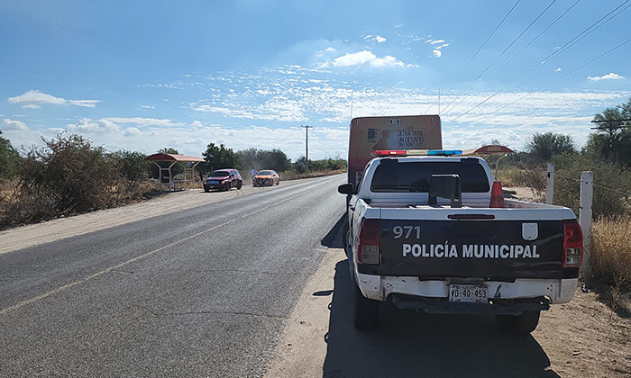 Sorprenden en plena huida a robacarros en el ejido La Yesca