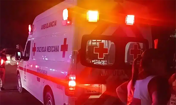 Fallece quinceañero al chocar moto en el cruce de la calle California y callejón Rosales