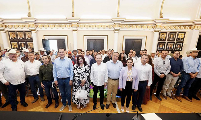 Presenta gobernador Plan Integral Río Sonora a residentes de Ures