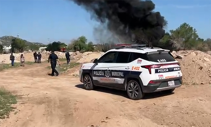 Sofocan Bomberos incendio de neumáticos al sur de la ciudad