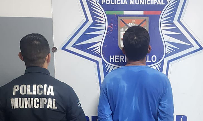 Arrestan a cuatro presuntos narcomenudistas; Agentes preventivos