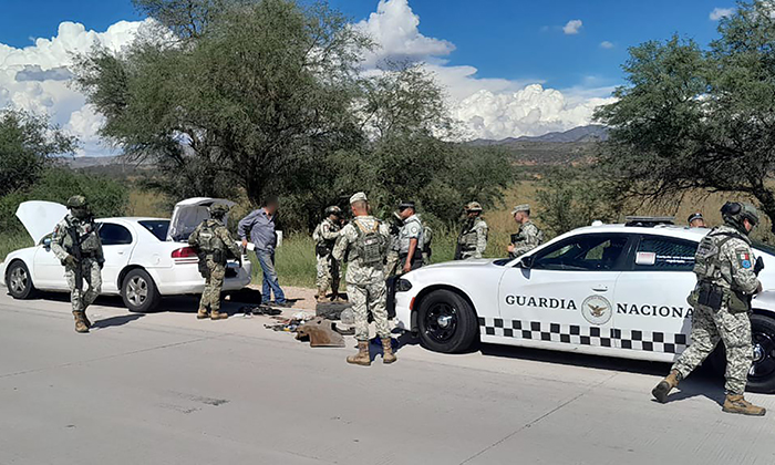 Arrestan a automovilista con carga de fentanilo