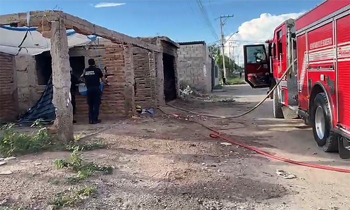 Sofocan incendio en casa abandonada