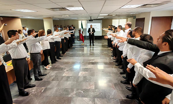 Rinden protesta conciliadores laborales en Sonora