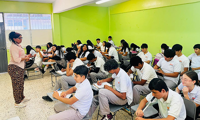 Reanudan clases 28 mil alumnos en el Cobach