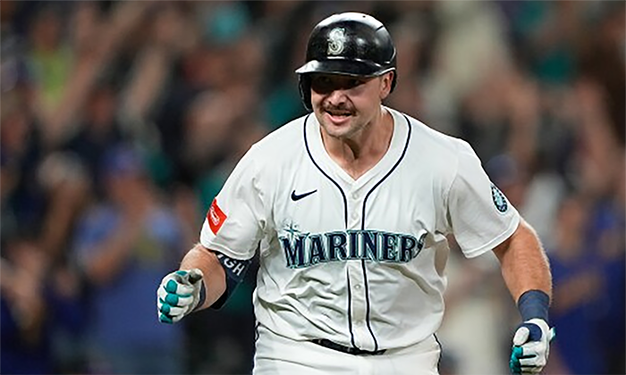 Marineros de Seattle logra triunfo divisional tras imponerse 9-2 ante Rockies