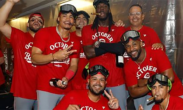 Guardianes remontan y vencen a Rangers; Avanzan a playoffs