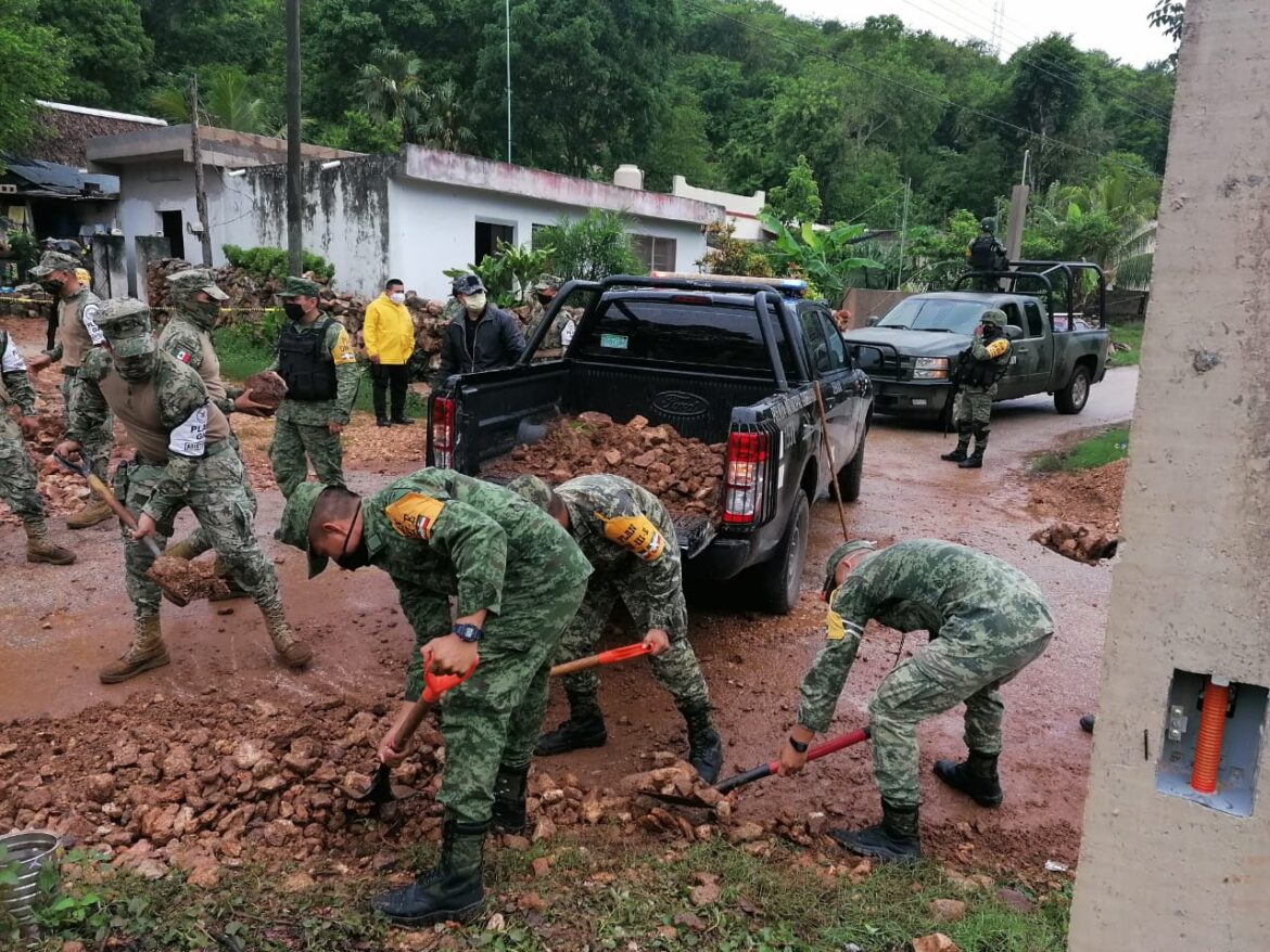 SEDENA Refuerza Poza Rica y Álamo con Mil Elementos Tras Petición a la Presidenta; Avances en Electricidad y Carreteras
