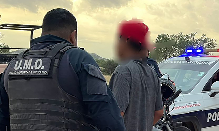 Sorprenden a tres presuntos narcomenudistas en distintas colonias
