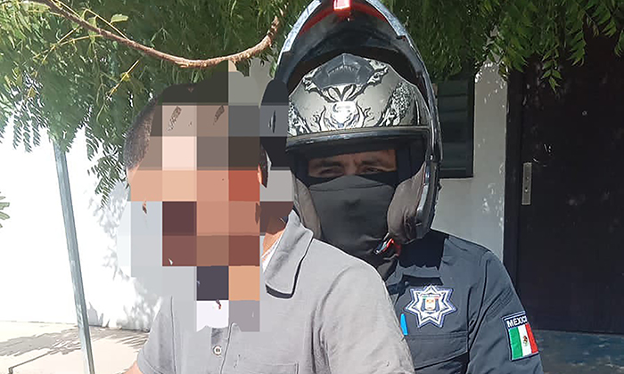 Detienen a joven por dañar casa de su vecina en el fraccionamiento Canteras