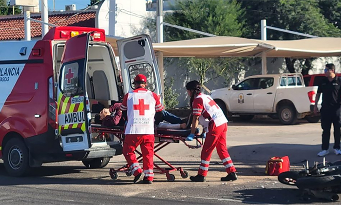 Deja choque a motociclista herido en el bulevar García Morales y calle Ángel Arreola