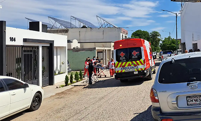 Asesinan a balazos a mujer y hieren a hombre en la colonia Altares