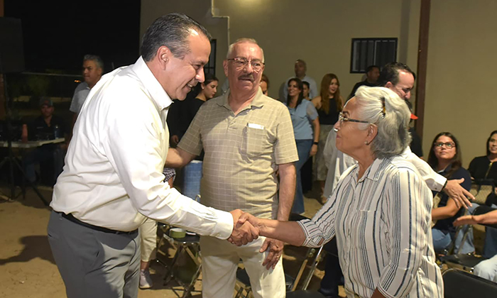 Hace realidad Toño Astiazarán centro comunitario