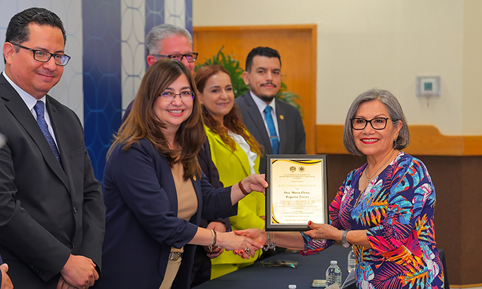 Celebran 25 años de la Licenciatura en Medicina en la Universidad de Sonora