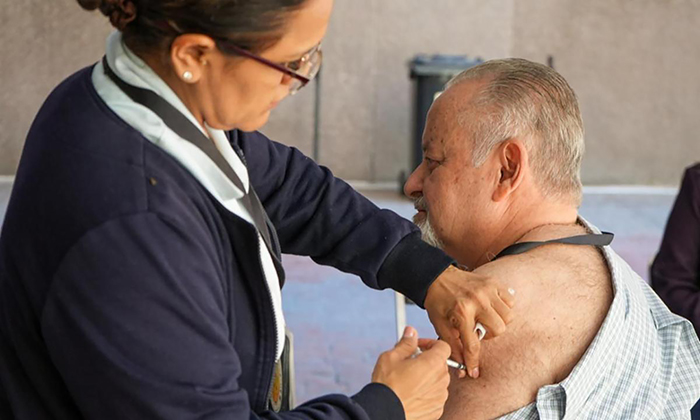 Instalan módulo de vacunación en Centro de Gobierno