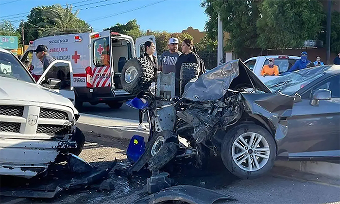 Deja choque múltiple un joven fallecido en Puerto Peñasco