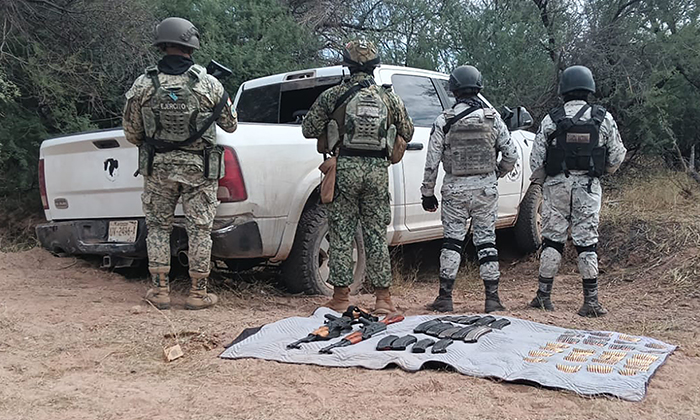 Aseguran rifles de asalto y cartuchos útiles en Altar