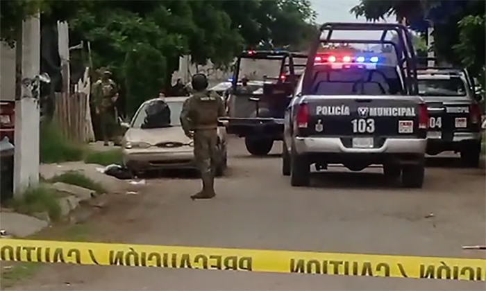 Abandonan a lavacarros maniatado y golpeado en Ciudad Obregón