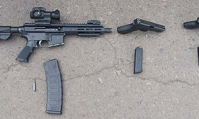 Aseguran a par de sujetos con armas;  Elementos de la Guardia Nacional