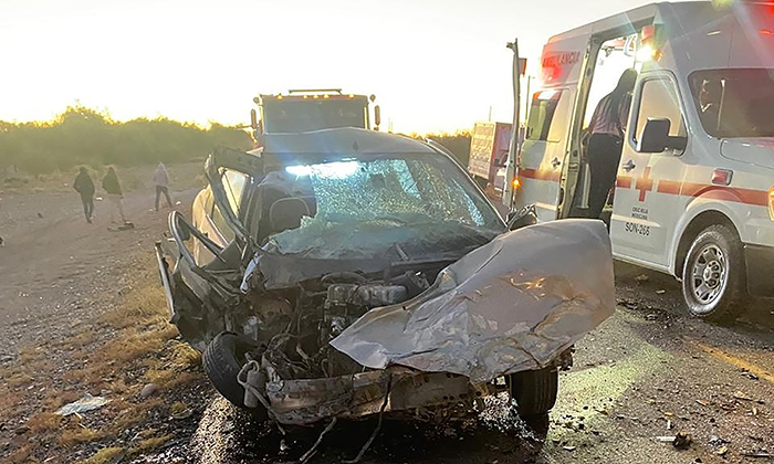 Deja fuerte choque un muerto en la carretera Caborca al ejido Y Griega