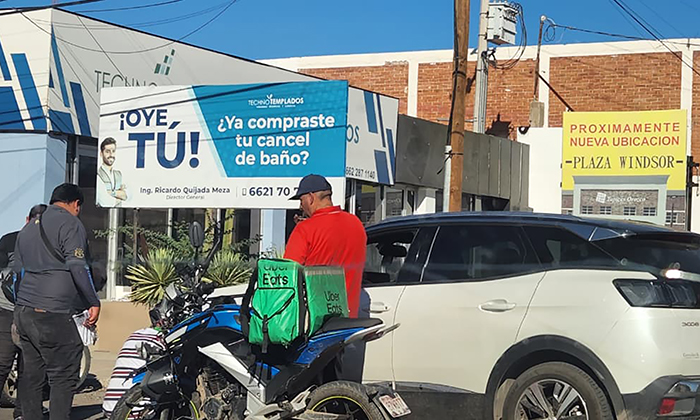 Resulta motociclista herido en choque en la colonia San Benito