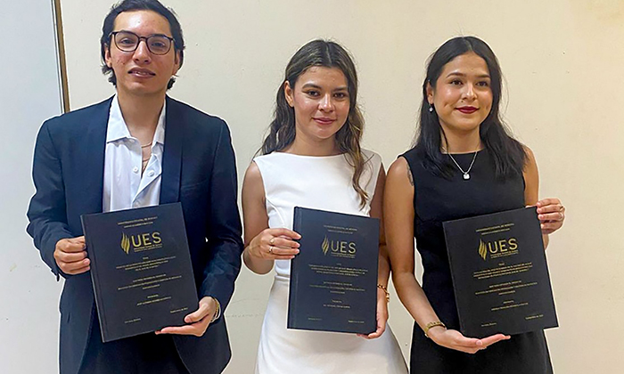 Egresan de Maestría estudiantes de la UES en Navojoa