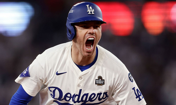 Vence Dodgers a Azulejos en 18 entradas
