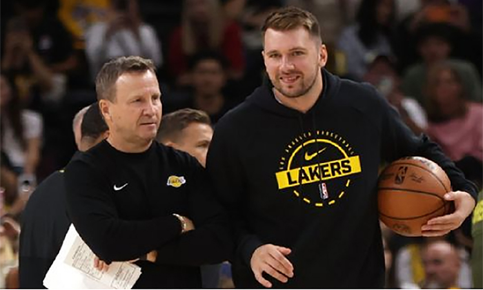Doncic descarta presión por ausencia de LeBron