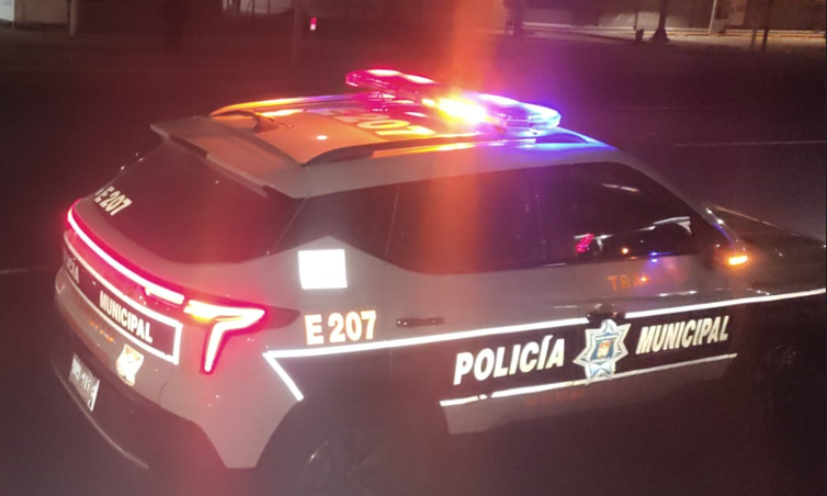 Arrestan a sujeto por amenazar a transeúntes en la colonia Las Amapolas