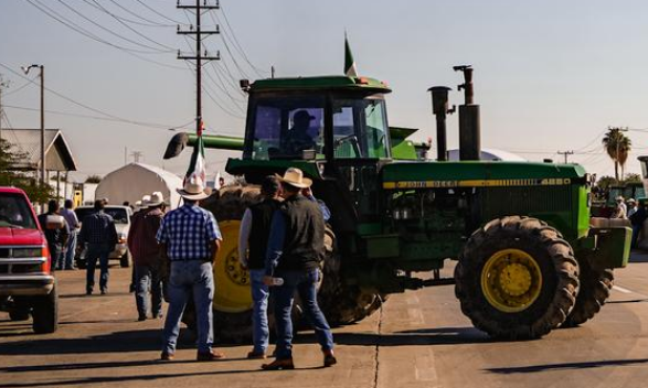 Se manifiestan en Sonora productores agrícolas En Nogales, Navojoa y SLRC