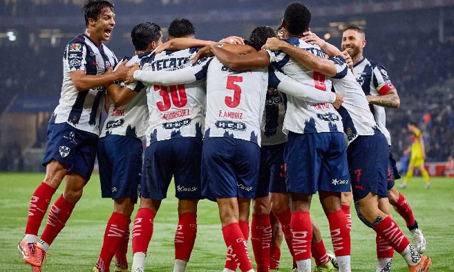 Rayados vence a América por 2-0