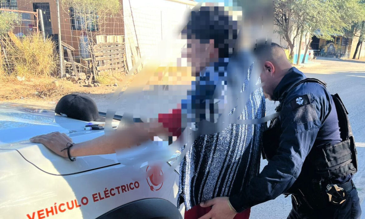 Detienen “in fraganti” a ladrón de leña en la colonia Nuevo Hermosillo