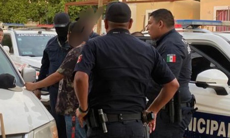 Arrestan a cinco presuntos narcomenudistas