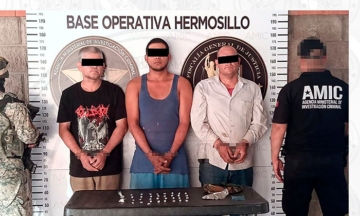 Aprehenden a tres sujetos durante cateo en la colonia Insurgentes