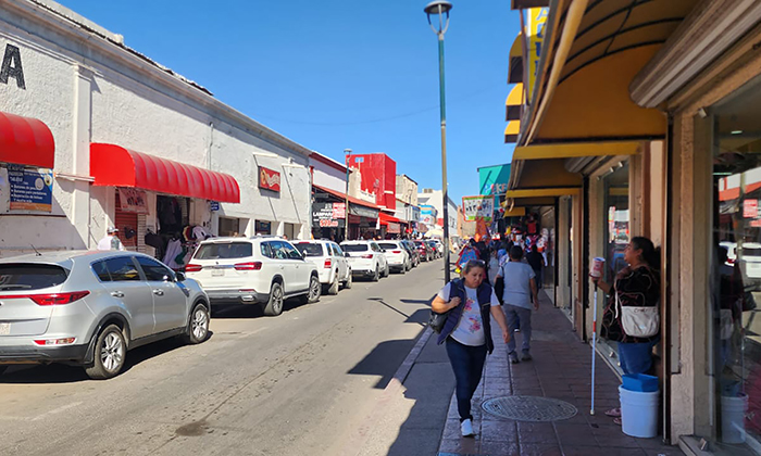 Cumplen comercios con normas de Protección Civil