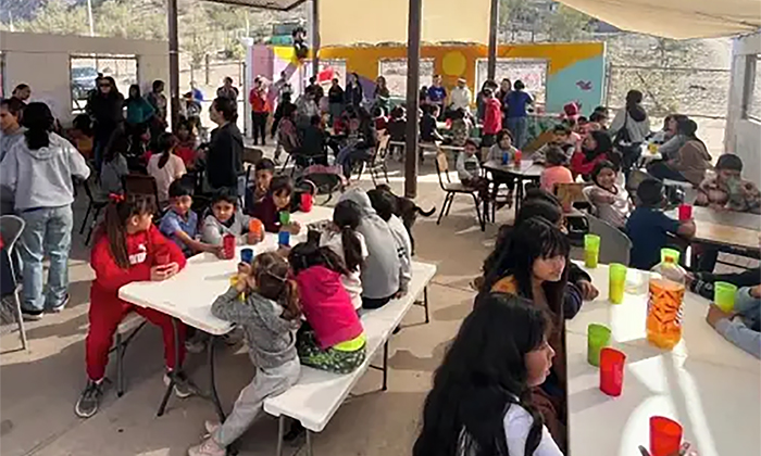 Comedor Golondrinas realiza acopio de pañales para niña con cáncer