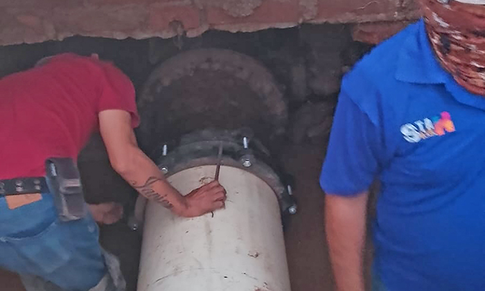 Quedan sin agua colonias del norte por ruptura de tubo de 18 pulgadas